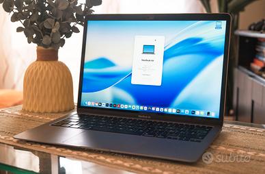MacBook Air M1 (2020) 8GB RAM e 512GB SSD