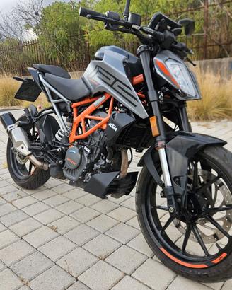 KTM duke 125 2023