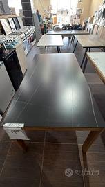 Tavolo in legno certificato FSC