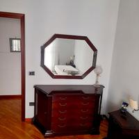 Cassettiera,specchio e comodini