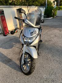 piaggio beverly 250