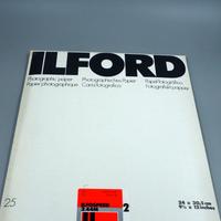 25 FOGLI CARTA FOTOGRAFICA ILFORDILFOSPEED 24X30 2