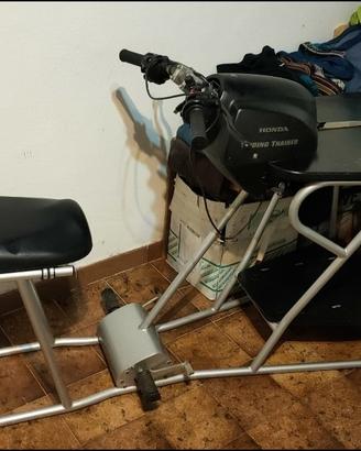 Simulatore per guida moto