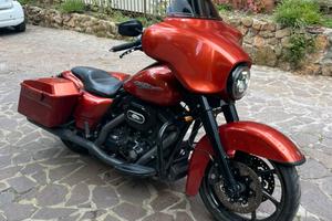Harley davidson street glide