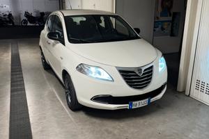 Lancia Ypsilon 1.2 neopatentati