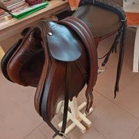Sella in pelle equitazione salto ostacoli vintage 
