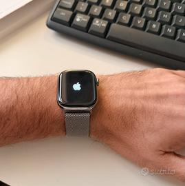 MAI USATO: APPLE WATCH SERIE 10 GPS +CELLULAR