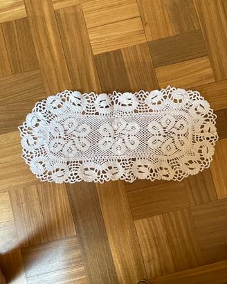 Centrino ovale vintage cotone fatto a mano uncinet