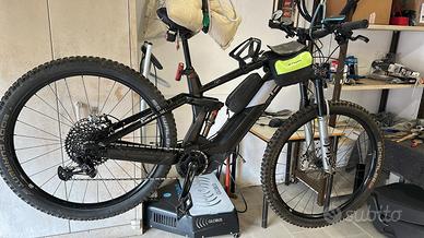 BIKE CUBE 630 PEDALATA ASSISTITA