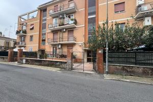 3 LOCALI A CIVITAVECCHIA