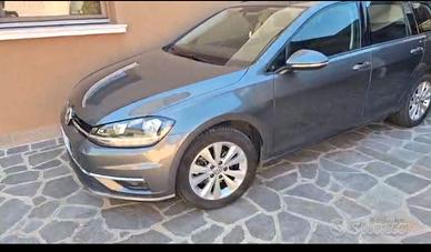 Volkswagen golf variant