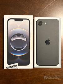 IPhone 16e - condizioni impeccabili