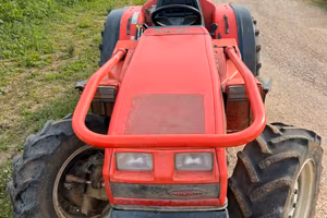 Goldoni Quasar 85 trattore