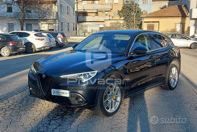 ALFA ROMEO Stelvio 2.2 Turbodiesel 210 CV AT8 Q4 E