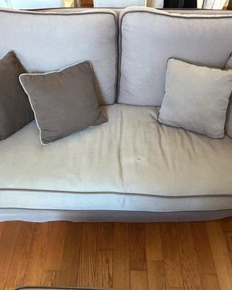 Divano letto con pouf