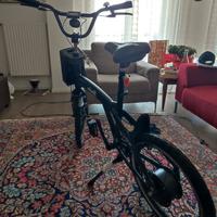 nuova bicicletta elettrica uso urbano