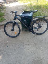 bicicletta btwin rock rider 500