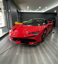Ferrari SF90 Spider