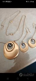 Collana e orecchini