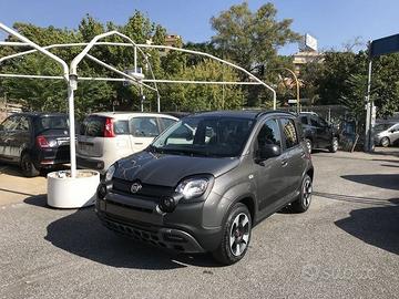 FIAT Panda 1.0 FireFly S&S Hybrid City Cross