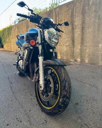 Yamaha FZ6