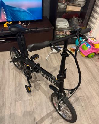 Mini city bike elettrica batteria nuova solo 785km
