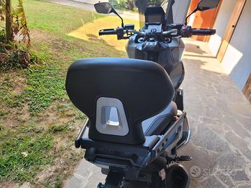 Schienalino moto per honda x adv 750