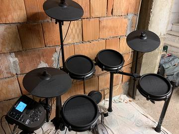 Batteria elettronica Alesis Nitro Mesh Kit