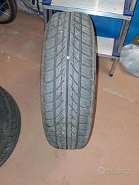 pneumatici 165/ 70/ 14 completi di cerchio