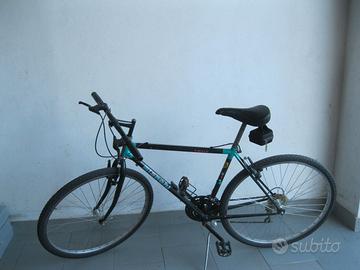 Bianchi "river stone". Bicicletta mountain bike