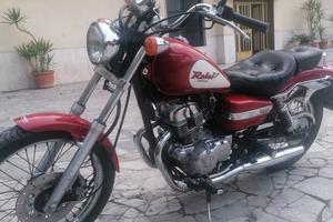 moto Honda rebel 125