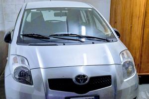 TOYOTA YARIS   CESENA -NEOPATENTATI