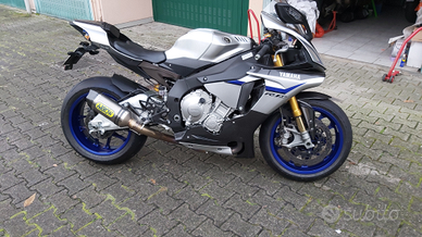 Yamaha R1 M