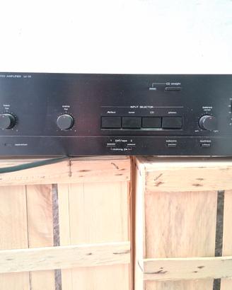 Amplificatore integrato Luxman