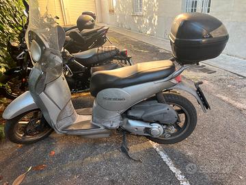 SCARABEO 200