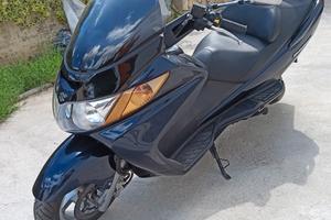 Suzuki Burgman 400