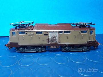 LIMA HO.  Locomotiva elettrica E424. 