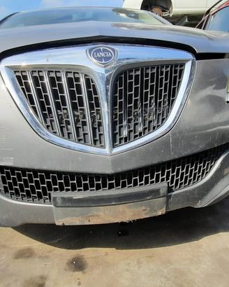 LANCIA DELTA - PARAURTI ANTERIORE