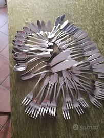 Servizio posate da pesce