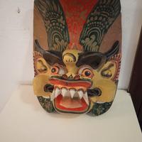 maschera vintage rangda intagliata a bali