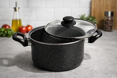 Padella in Acciaio Antiaderente con Coperchio