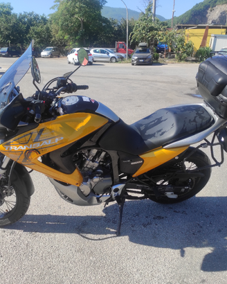 Honda Transalp 700 V