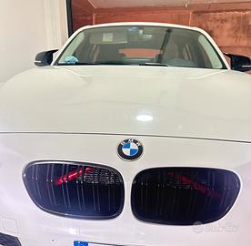 BMW serie 1  114 i