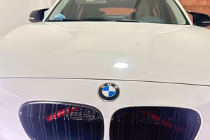 BMW serie 1  114 i