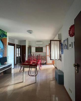 NETTUNO TRILOCALE ARREDATO Con TERRAZZO PRIVATO