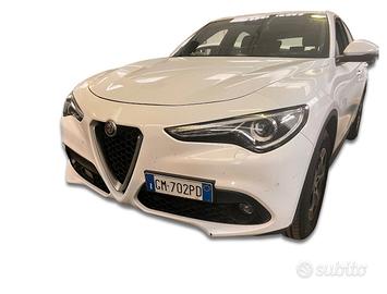 Alfa Romeo Stelvio 2.2 t Business Q4 190cv auto