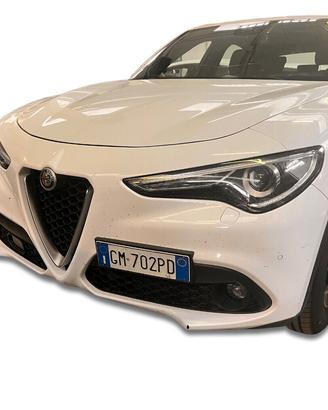 Alfa Romeo Stelvio 2.2 t Business Q4 190cv auto