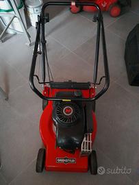 taglierba con motore a scoppio