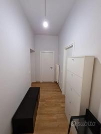 Posto letto in ampia stanza doppia