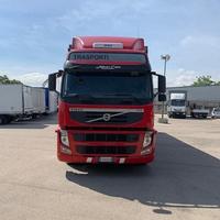 VOLVO FM 330 CASSONE CENTINATO DA m. 9 EURO 5